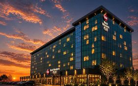 Best Western Plus The Met Tirana Hotel